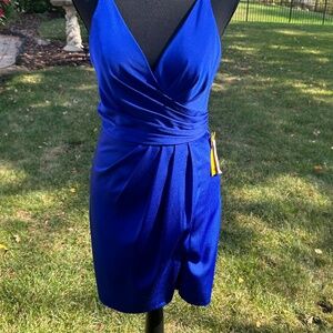 Favina royal blue size 6 homecoming/party dress
